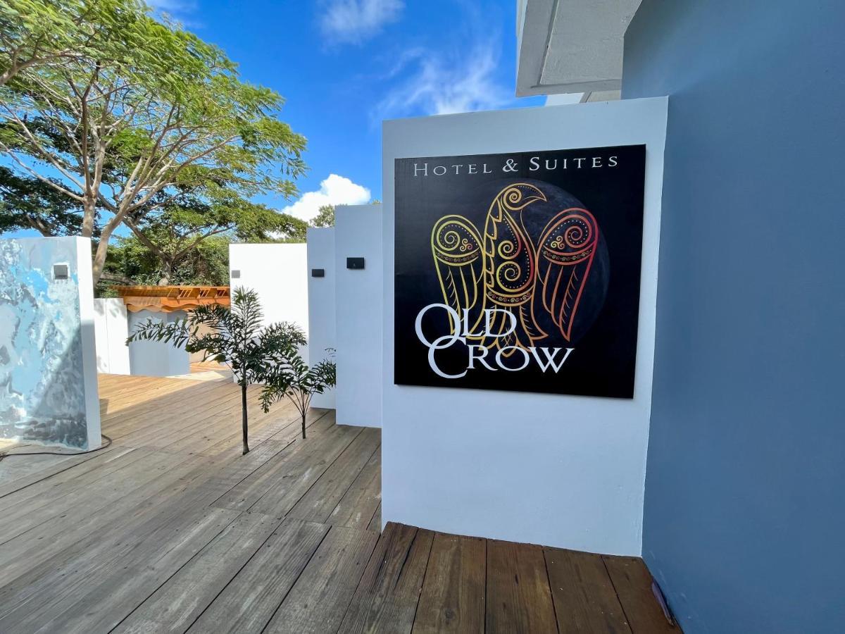 Old Crow Hotel And Suites Βιέκες Εξωτερικό φωτογραφία