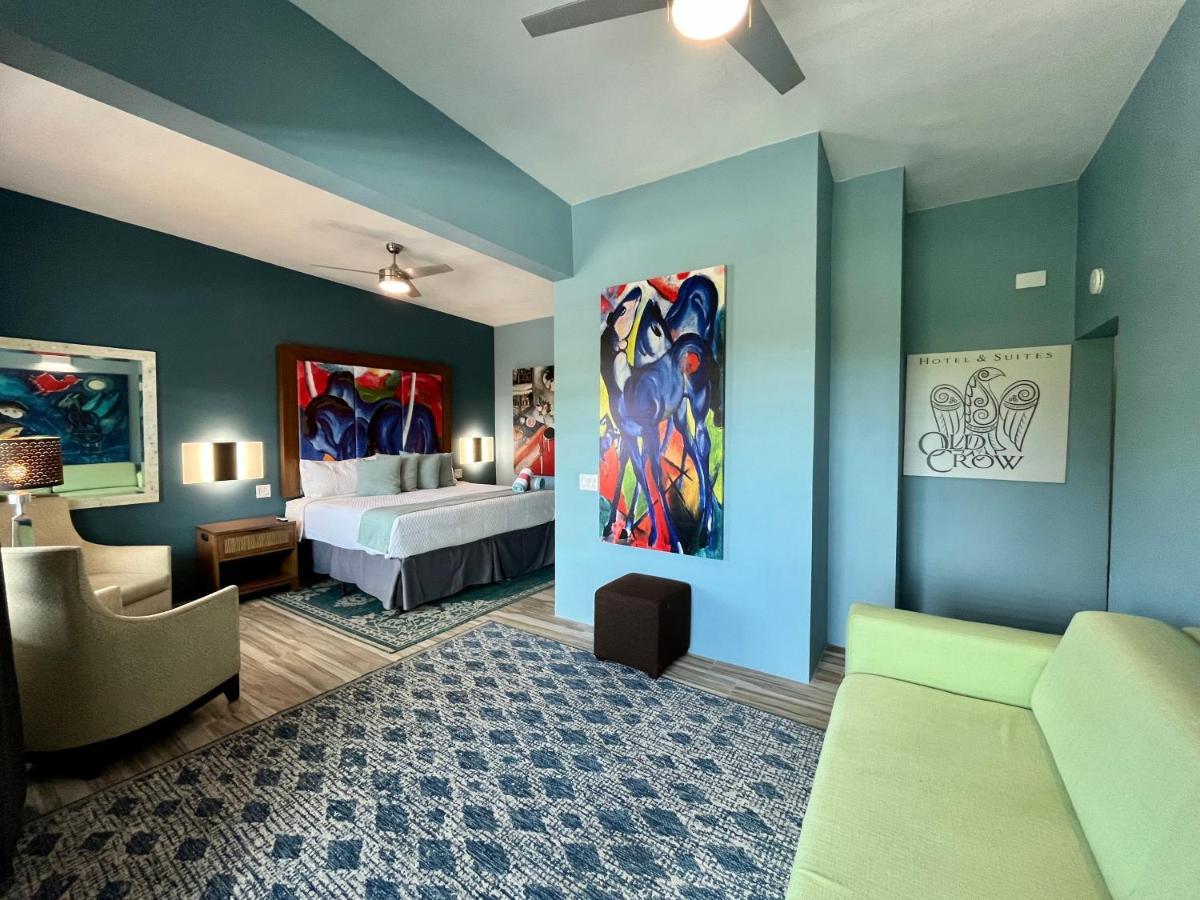 Old Crow Hotel And Suites Βιέκες Εξωτερικό φωτογραφία