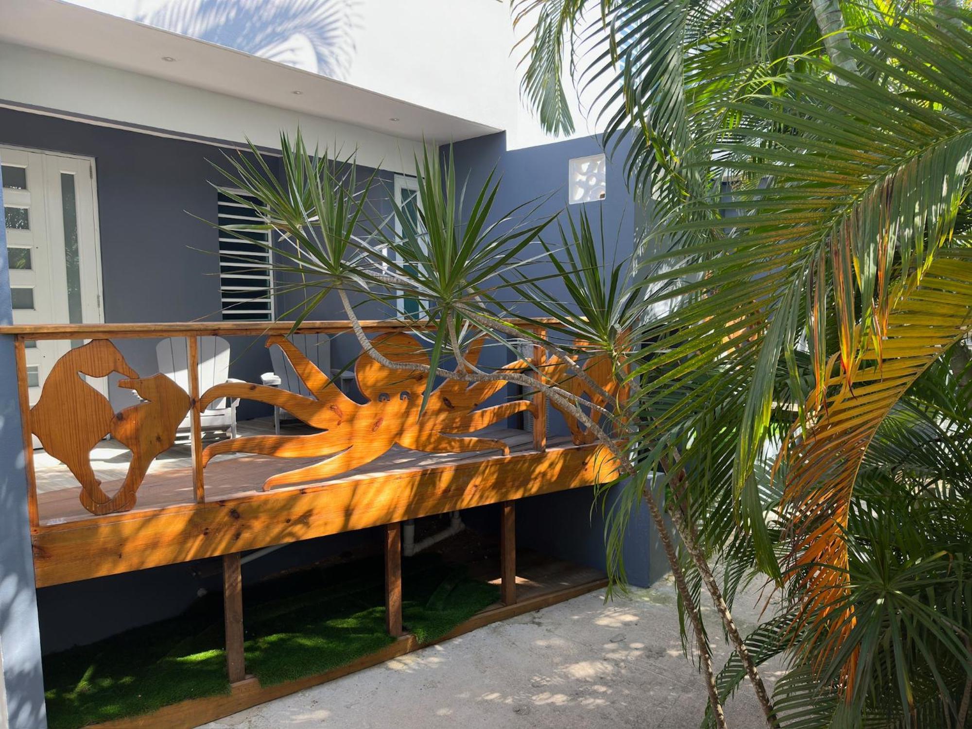 Old Crow Hotel And Suites Βιέκες Εξωτερικό φωτογραφία
